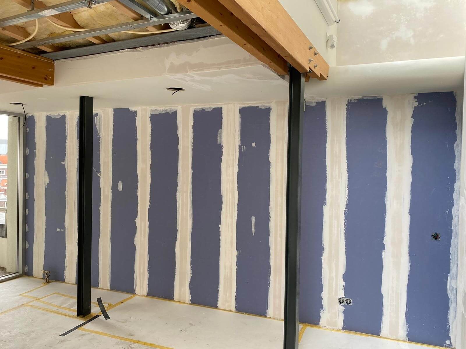 Afbeelding voor: Finition des plaques de plâtre insonorisées avec Universal Pro Afbeelding voor: Finition des plaques de plâtre insonorisées avec Universal Pro