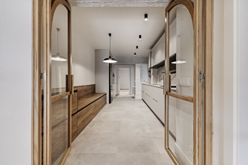 Afbeelding voor: Portes et fenêtres en bois authentiques restaurées dans toute leur splendeur avec Vista Project Vernis pour Meubles Biobased! Afbeelding voor: Portes et fenêtres en bois authentiques restaurées dans toute leur splendeur avec Vista Project Vernis pour Meubles Biobased!