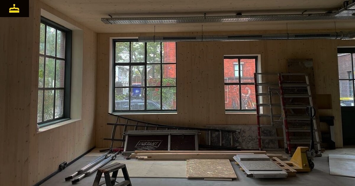 Afbeelding voor: Protection UV d'un immeuble de bureaux d'une agence de marketing en croissance Afbeelding voor: Protection UV d'un immeuble de bureaux d'une agence de marketing en croissance